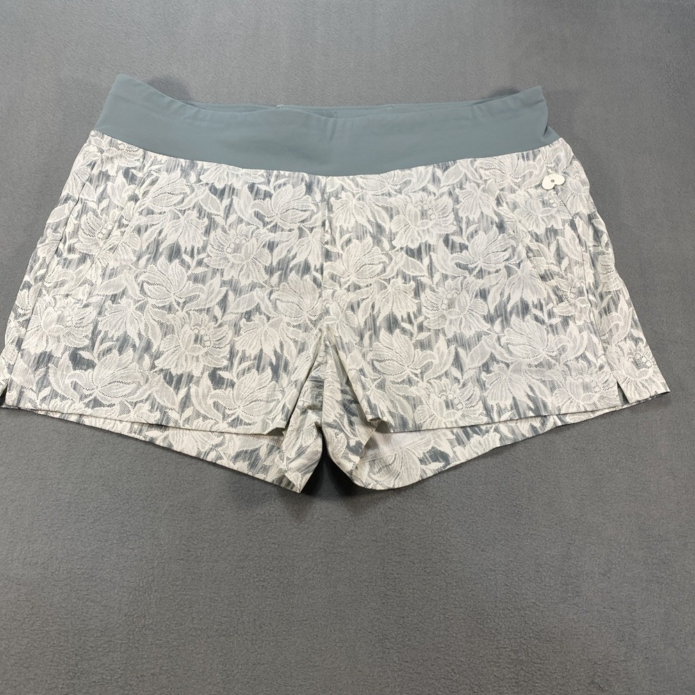 Athleta Trekkie North Ethereal Bloom Magnolia White Shorts‎ Women's Size 18 NWOT